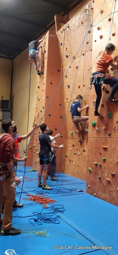 Séances Escalade en salle Séances Escalade en salle